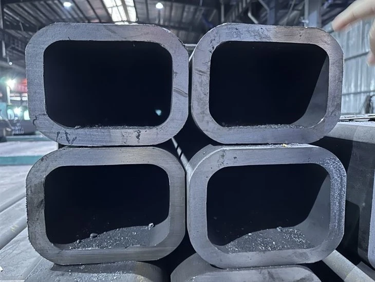 ASTM A501 Бесшовные квадратные трубы горячей штамповки
